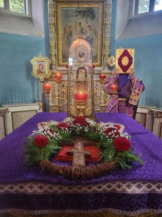Престольный праздник в нашем храме. День Воздвижения Честного и Животворящого Креста