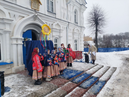 Празднуем Масленицу